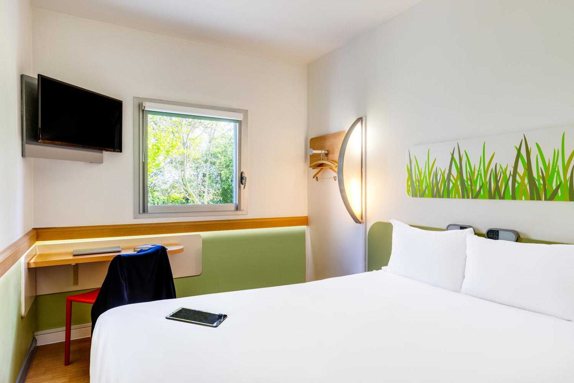 Ibis Budget Derby Willington  Exterior photo